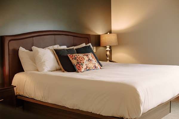  - Mercer Hotel Stratford