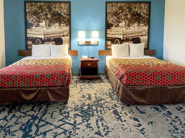  - Rodeway Inn Lamoni