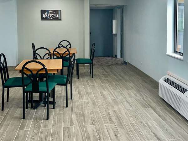 Amenities - Rodeway Inn Lamoni