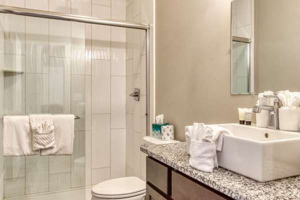 Suite - Central Hotel Downtown Sevierville