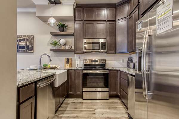 Suite - Central Hotel Downtown Sevierville