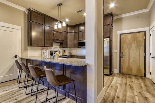 Suite - Central Hotel Downtown Sevierville