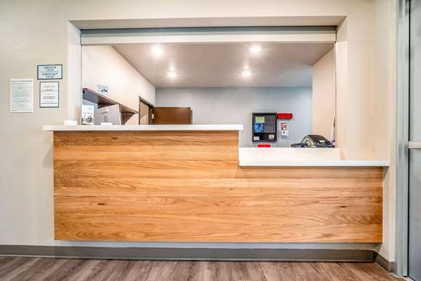  - WoodSpring Suites West Naples