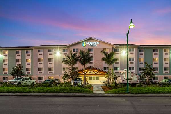 Exterior view - WoodSpring Suites West Naples