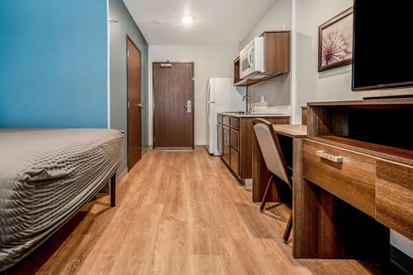  - WoodSpring Suites West Naples