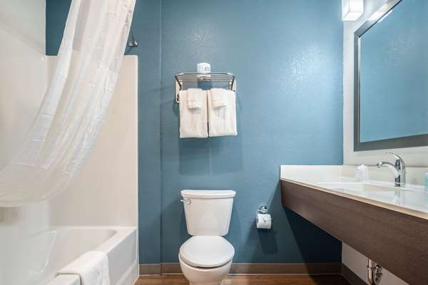  - WoodSpring Suites West Naples