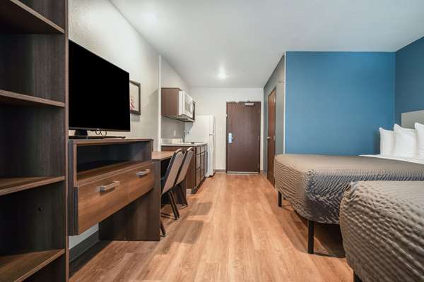  - WoodSpring Suites West Naples