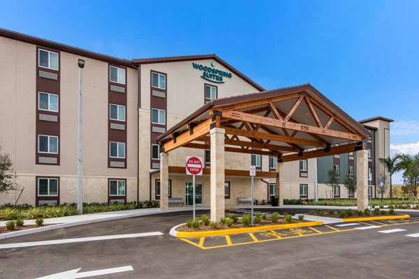 Exterior view - WoodSpring Suites Tamarac