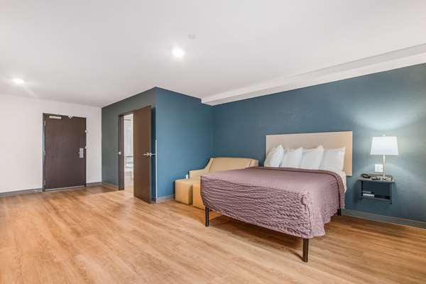  - WoodSpring Suites Airport Miami