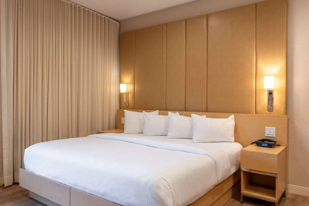 THE CHANDLER INN BETHLEHEM - LITTLE-guestroom-Guest Room,On-Site.jpg