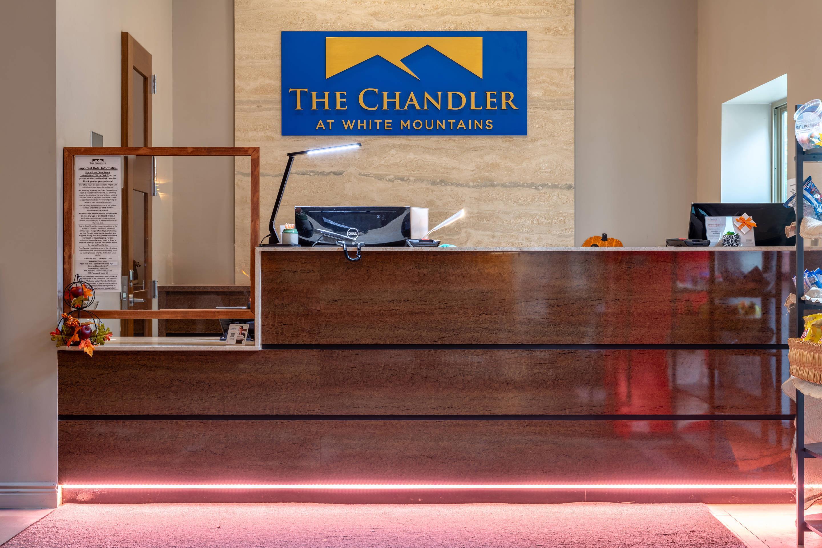 Hotel lobby | The Chandler at White Mountains, Ascend Hotel Collection