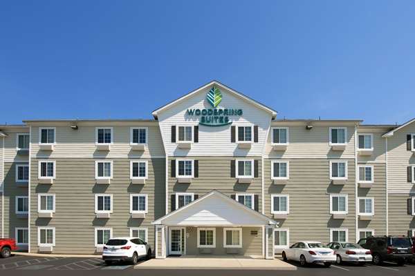 Exterior view - WoodSpring Suites Lebanon - I-40, Exit 232