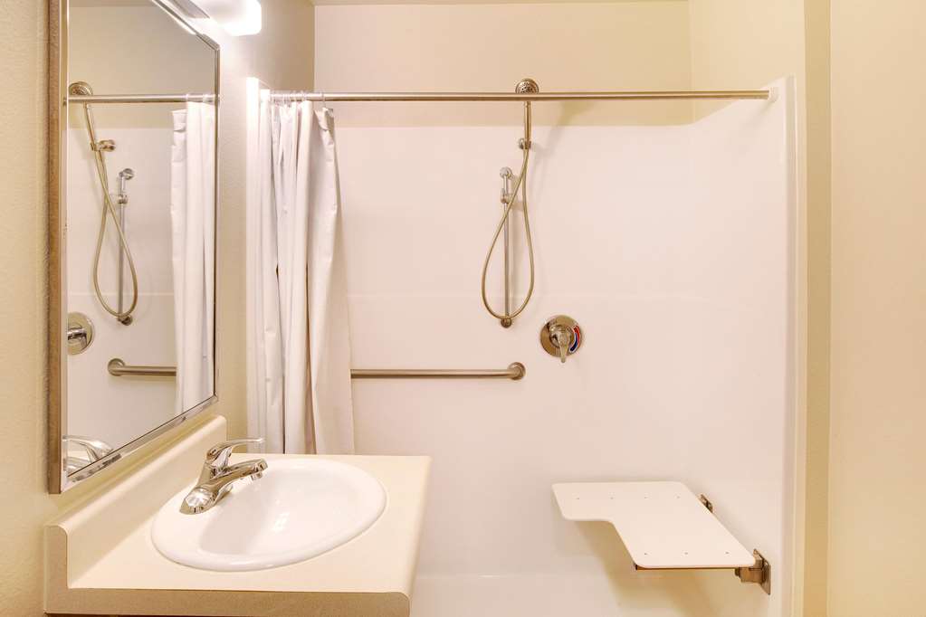 WOODSPRING SUITES LEBANON-guestroom-Guest Room,Bathroom,On-Site.jpg