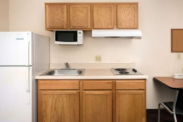  - WoodSpring Suites Lebanon - I-40, Exit 232