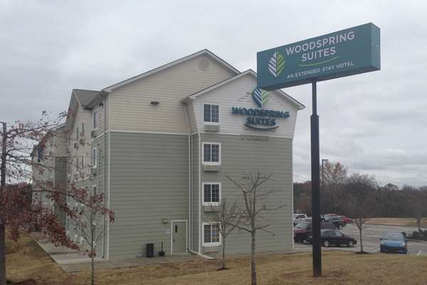 Exterior view - WoodSpring Suites Louisville