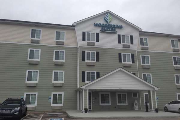 Exterior view - WoodSpring Suites Louisville
