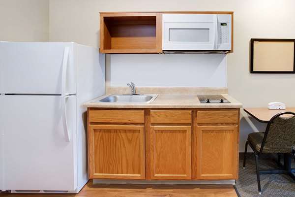  - WoodSpring Suites Fredericksburg - I-95, Exit 130