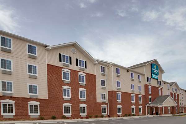 Exterior view - WoodSpring Suites Fredericksburg - I-95, Exit 130