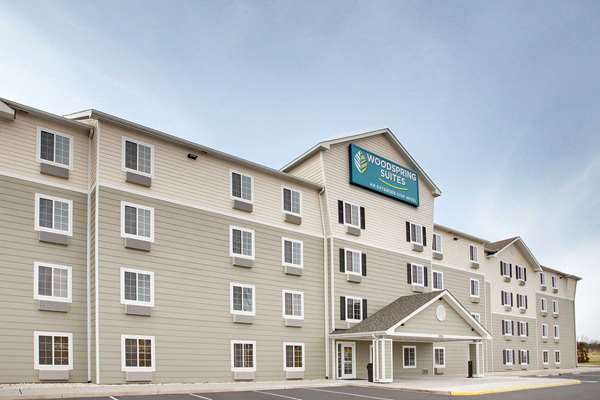 Exterior view - WoodSpring Suites Manassas - I-66, Exit 47