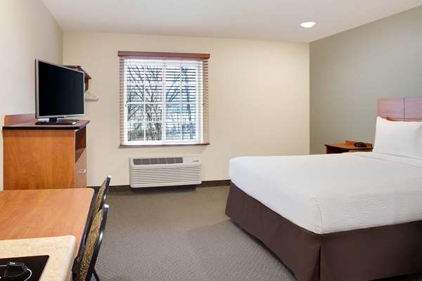  - WoodSpring Suites Virginia Beach - I-264, Exit 17