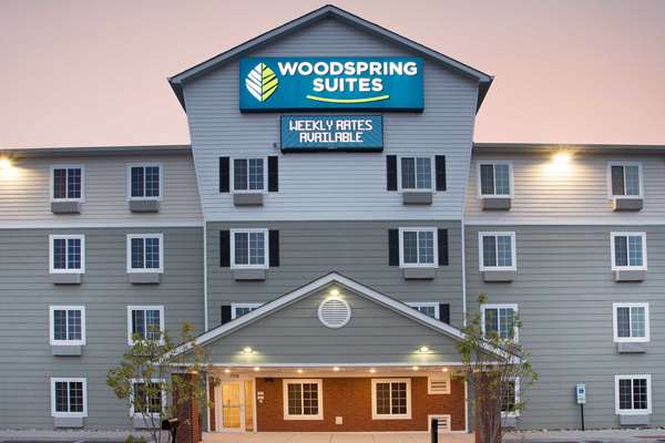 Exterior view - WoodSpring Suites Greenbrier Chesapeake - I-64, Exit 290