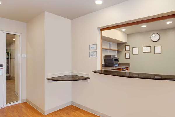  - WoodSpring Suites Greenbrier Chesapeake - I-64, Exit 290