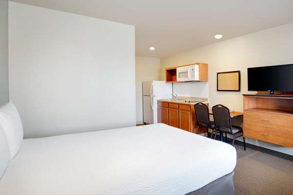  - WoodSpring Suites Greenbrier Chesapeake - I-64, Exit 290