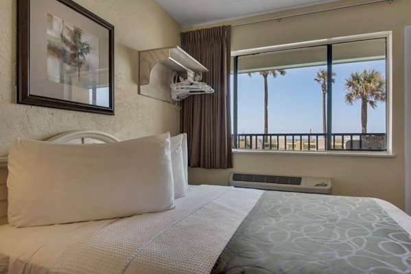  - Ramada Hotel Panama City Beach