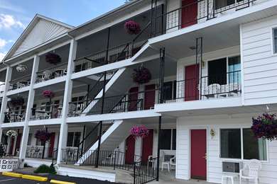 Baymont by Wyndham Lake George Photo Gallery