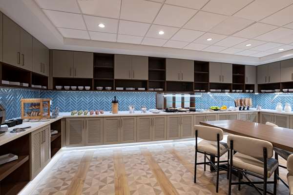 Amenities - Hyatt Place Hotel Lake Travis Austin