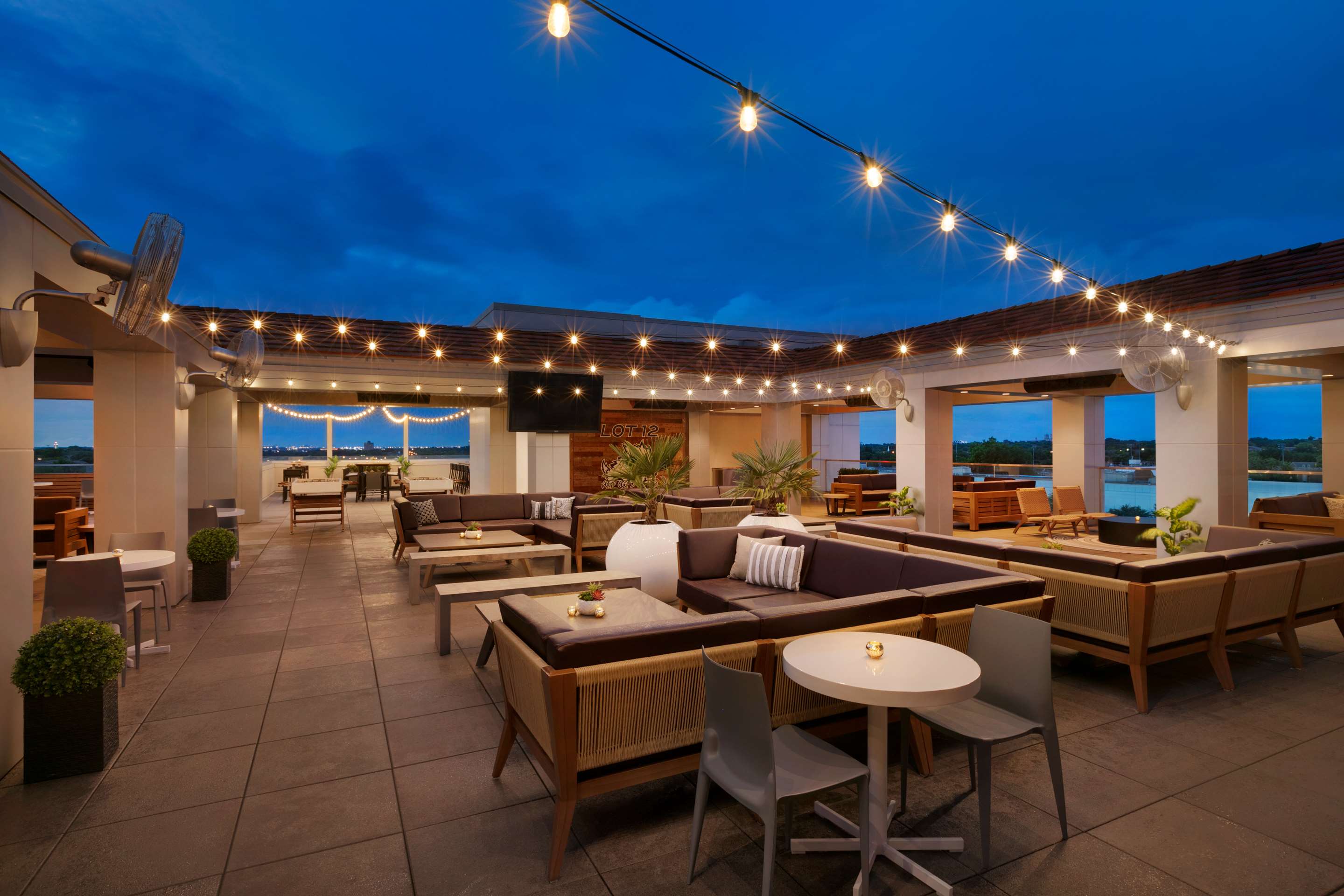 Bar Lounge