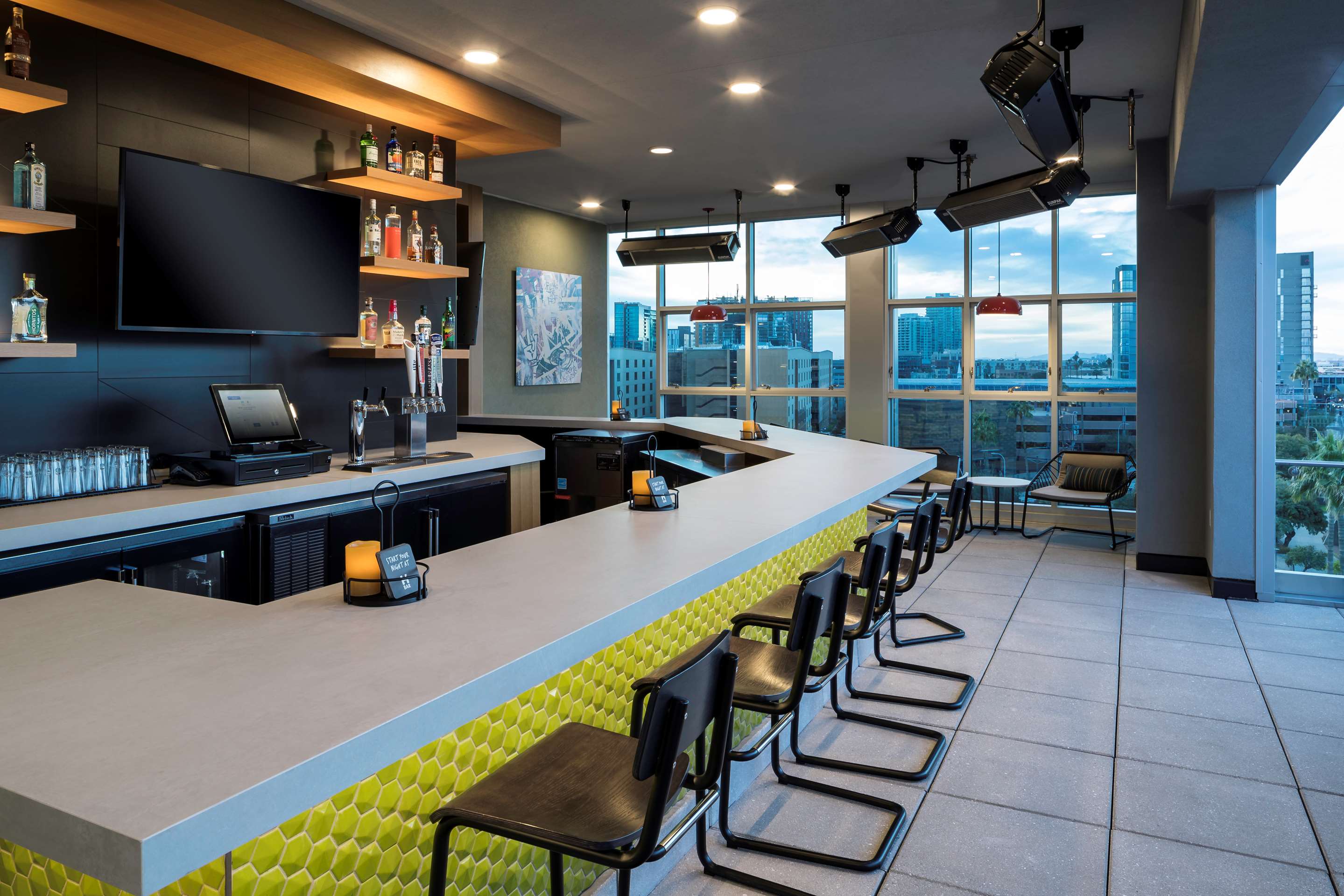 Bar Lounge