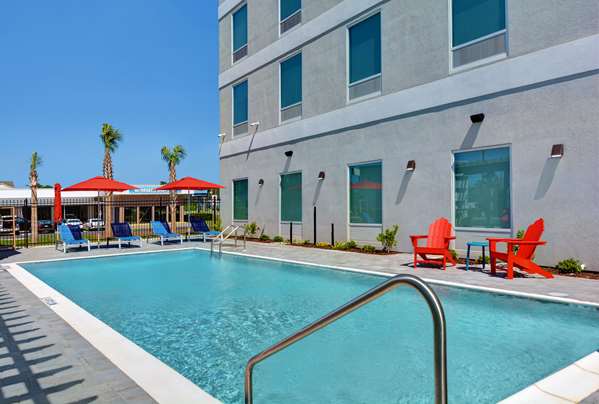 Pool - Home2 Suites by Hilton Panama City Beach