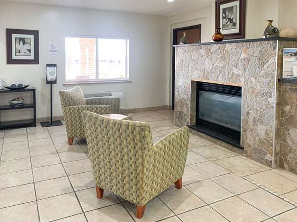  - Quality Inn East Albuquerque - I-40, Exit 166