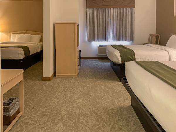  - Quality Inn East Albuquerque - I-40, Exit 166