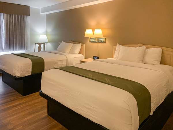  - Quality Inn East Albuquerque - I-40, Exit 166