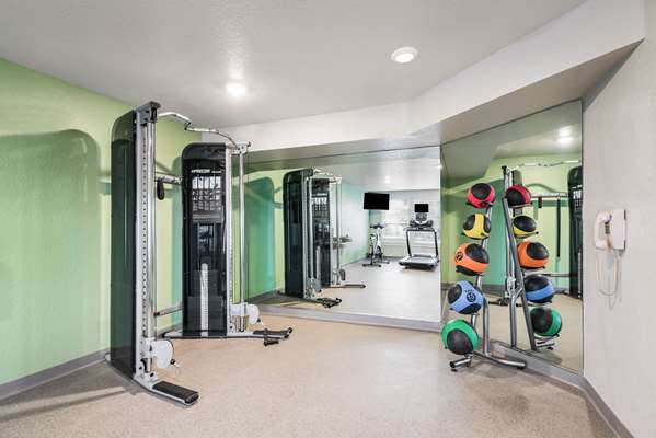 Fitness/ Exercise Room - WoodSpring Suites Davenport