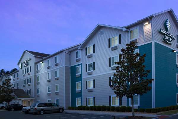 Exterior view - WoodSpring Suites I-75 Gainesville