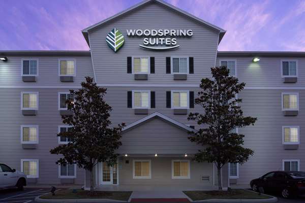 Exterior view - WoodSpring Suites I-75 Gainesville