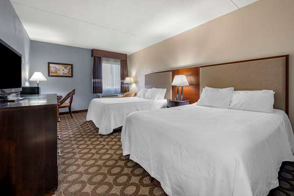  - Econo Lodge Inn & Suites Lafayette - I-65, Exit 172