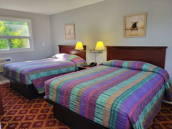  - Knights Inn Cobourg