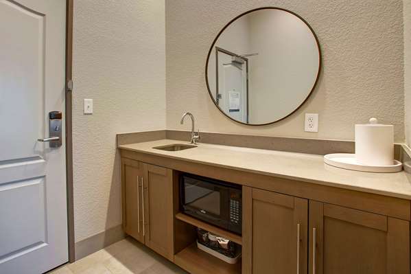 - Hampton Inn & Suites Borger
