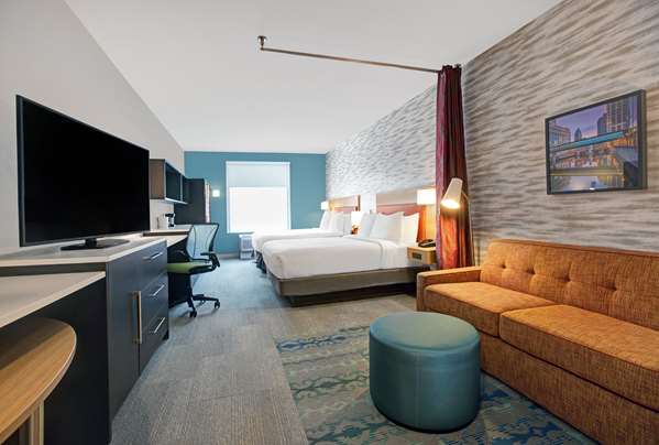  - Home2 Suites by Hilton Downtown Milwaukee - I-794, Exit 1E