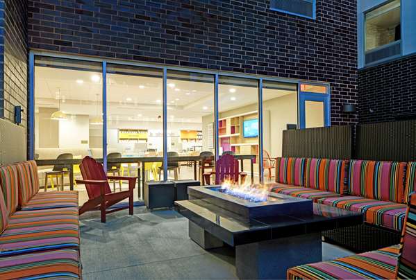 Exterior view - Home2 Suites by Hilton Downtown Milwaukee - I-794, Exit 1E