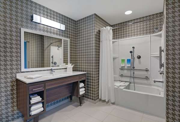  - Home2 Suites by Hilton Colonial Blvd Fort Myers