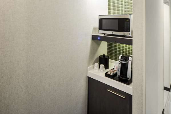  - Hilton Garden Inn Waterfront Camden