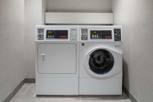  - Hilton Garden Inn Waterfront Camden