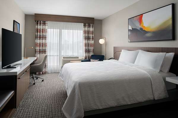  - Hilton Garden Inn Waterfront Camden
