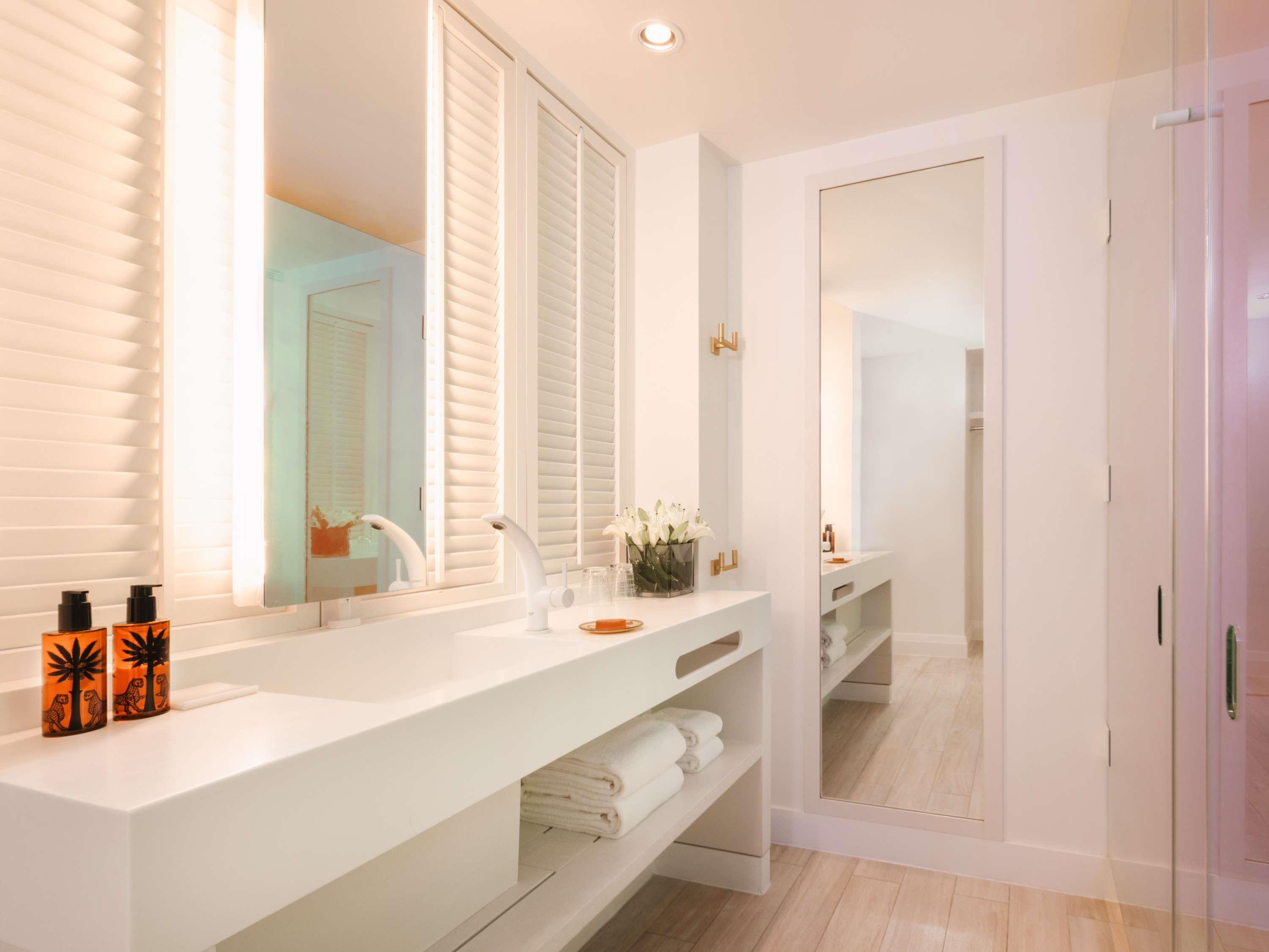 SLS at Baha Mar Room Type - Superior Suite