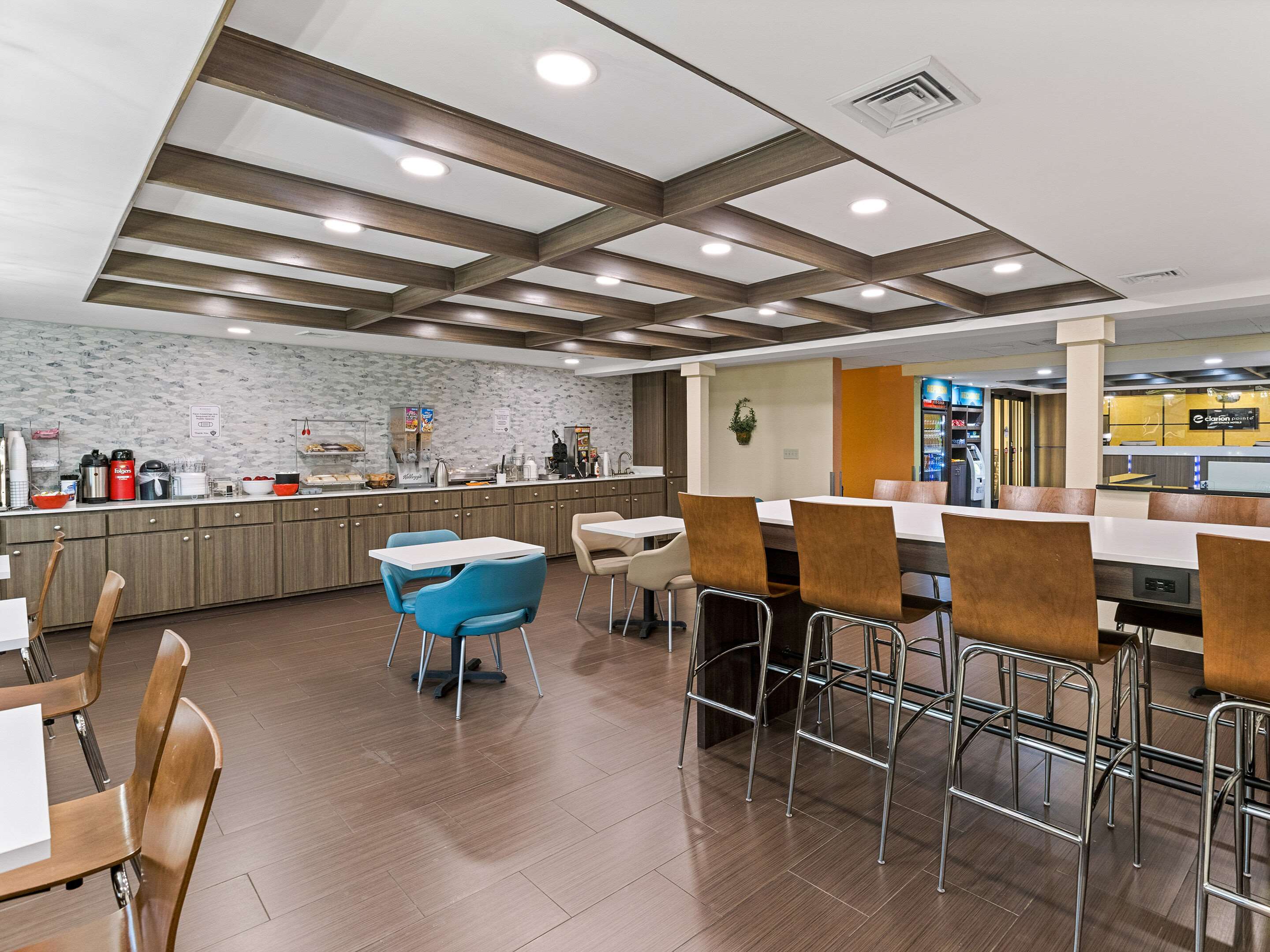 Breakfast area